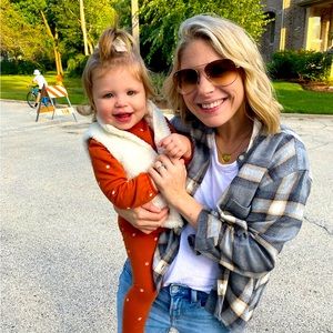 Meet your Posher, Laura